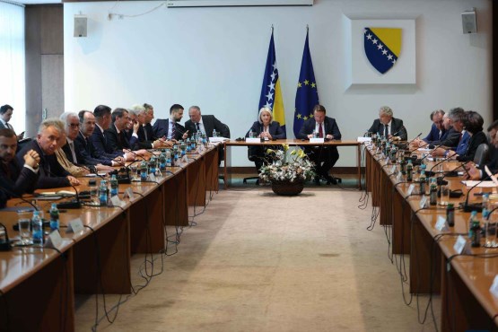 Članovi rukovodstva i predsjedavajući klubova poslanika i delegata oba doma PSBiH učestvovali na trećem Političkom forumu na visokom nivou o evropskim integracijama BiH